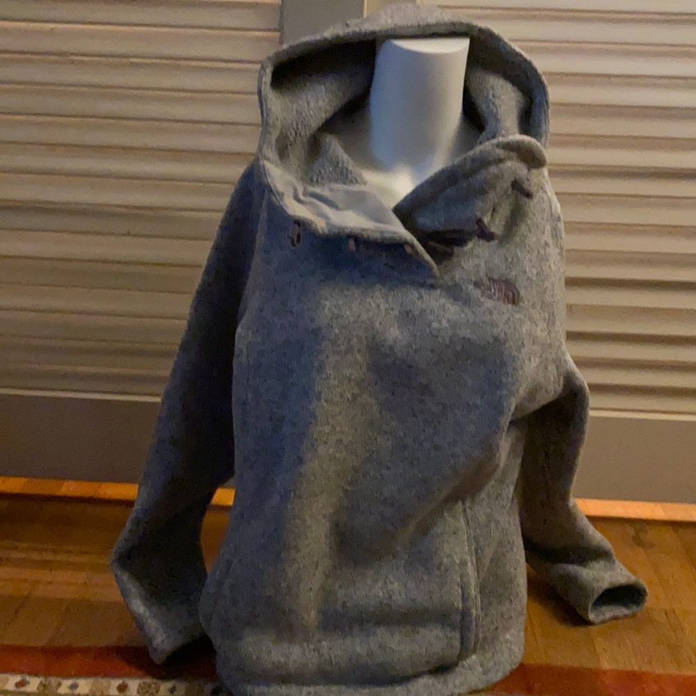 North face fleece hoody.